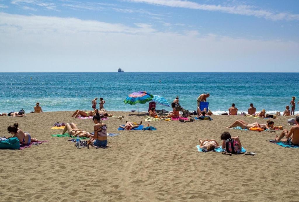 Apartamento El Dorado Cerca Del Mar Malaga Luaran gambar