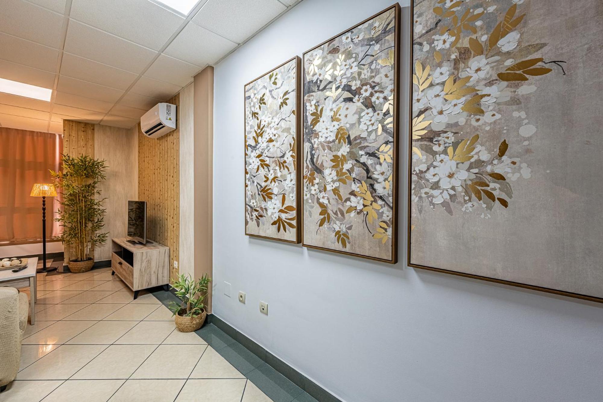 Apartamento El Dorado Cerca Del Mar Malaga Luaran gambar